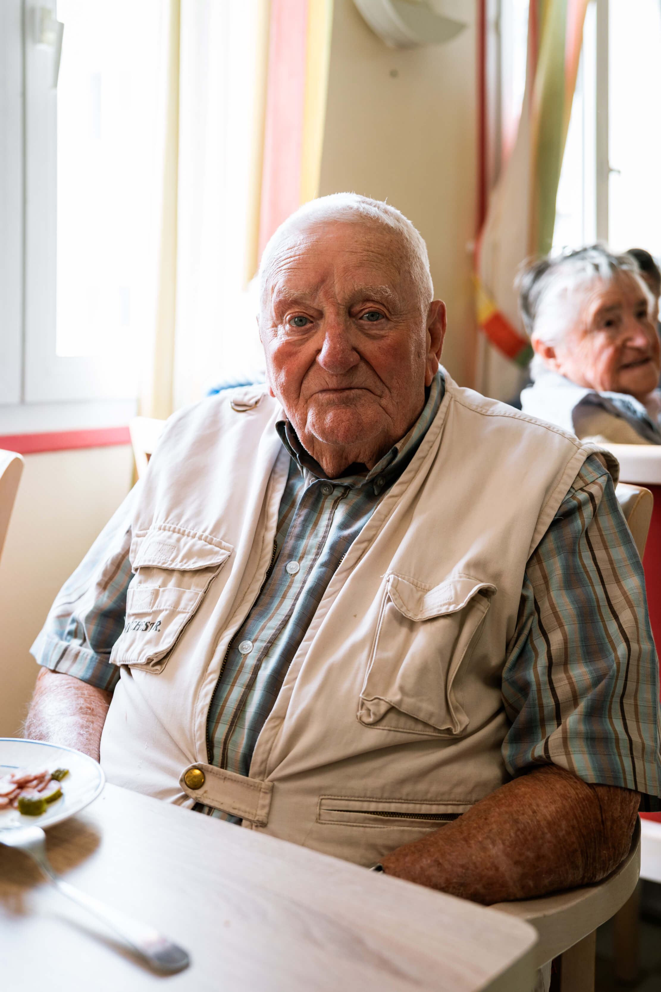 Guy de la maison de retraite dAuray
